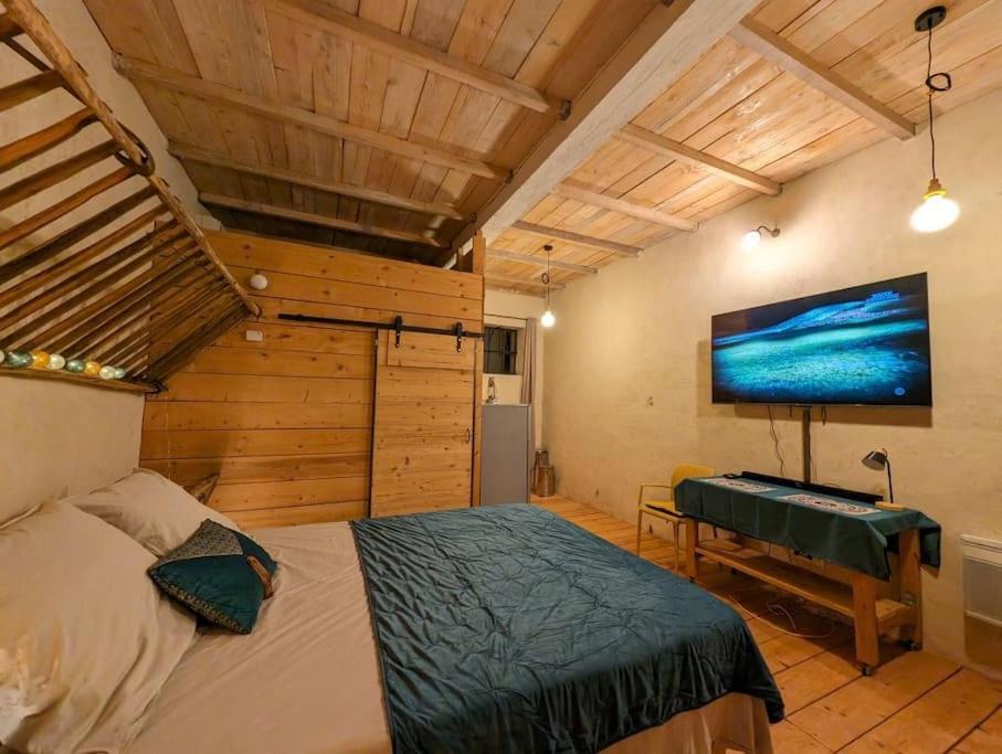 Logement - Studio Independant A Pérouges Kültér fotó