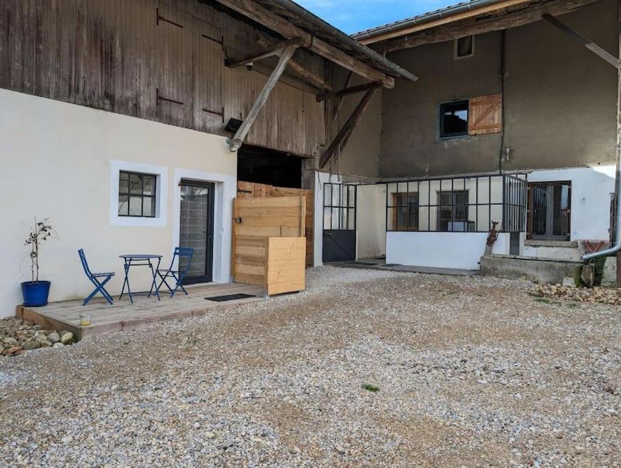 Logement - Studio Independant A Pérouges Kültér fotó